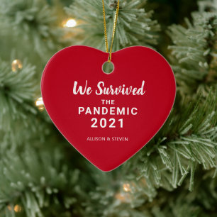 We Survived the 2021 Pandemic Red Heart Couples Ceramic Tree Decoration