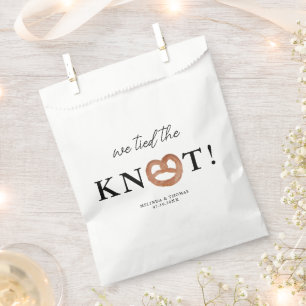 We Tied The Knot Pretzel Wedding Favour Bags