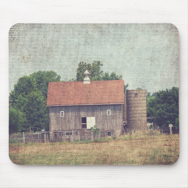 Weathered Wooden Barn Mouse Mat (Front)