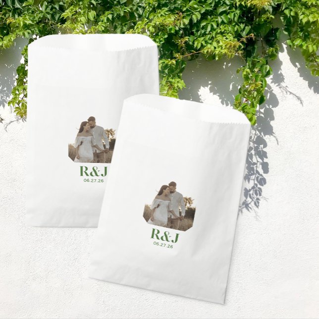 Wedding Couple Add Photo Green Monogram Favour Bags (Wedding Couple Add Photo Green Monogram Favor Bags)
