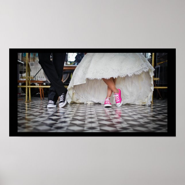 Wedding Couple in a Retro Style Fifties Diner Poster (Front)