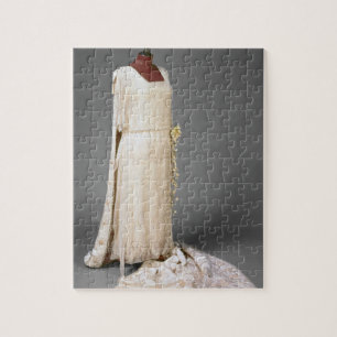 Wedding dress worn by Mary, Princess Royal, 1922 Jigsaw Puzzle