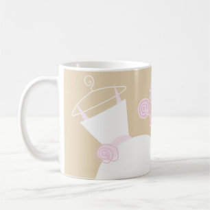Wedding Gown Pink Beige 'Maid of Honour' mug