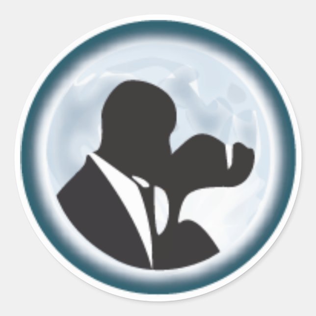 Wedding Kiss Classic Round Sticker (Front)