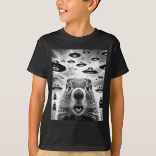 Weird Groundhogs Selfie With Alien Ufo Funny Groun T-Shirt