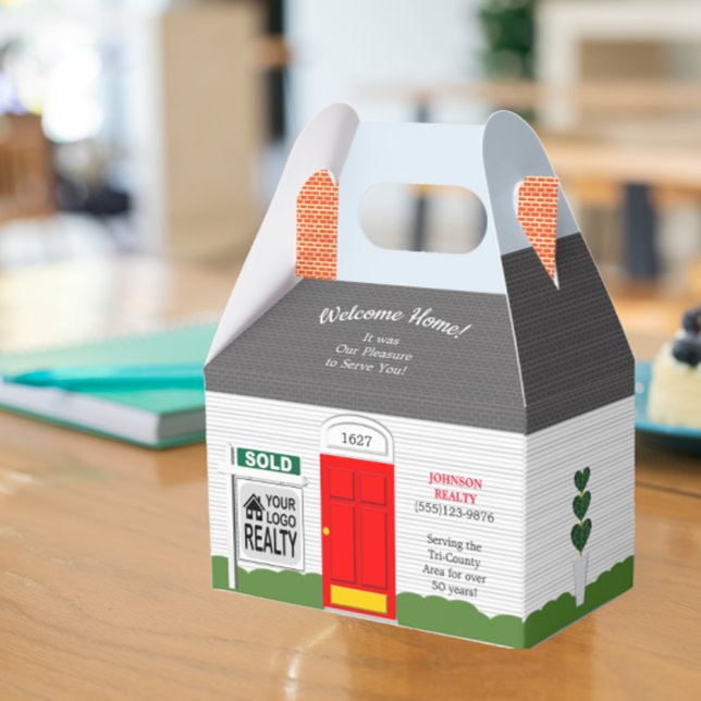 Welcome Home Thank You Realtor Logo Red Door Favour Box (Creator Uploaded)
