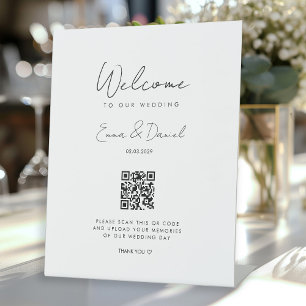 Welcome QR Code Wedding Galery Pedestal Sign