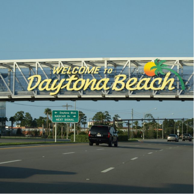 Welcome to Daytona Beach Photo Sculpture Magnet (Front)