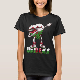 Welsh Dragon Wales Dabbing Heart Wales Flag Ddraig T-Shirt