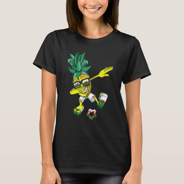 Welsh Dragon Wales Dabbing Pineapple Wales Flag Dd T-Shirt (Front)
