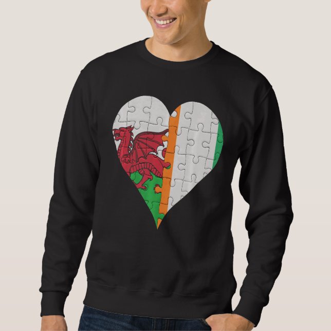 Welsh Ivorian Flag Heart   Sweatshirt (Front)