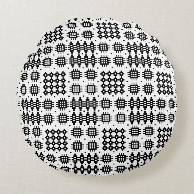 Welsh Tapestry Pattern Black White Round Pillow (Front)