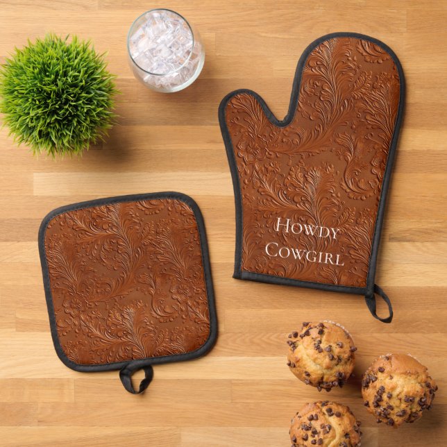 Western Brown Bohemian Art Oven Mitt & Pot Holder Set (Top Down)
