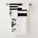 Western Cowboy Hat Groomsmen Personalised Name Bath Towel Set<br><div class="desc">Personalised gifts for groomsmen and best man with western cowboy theme. Decorated with cowboy hat with vintage western font. Text and colour are editable using the Design Tool to fit your occasion. Get this customise gift for wedding,  bachelor party,  engagement party or any other special occasions.</div>