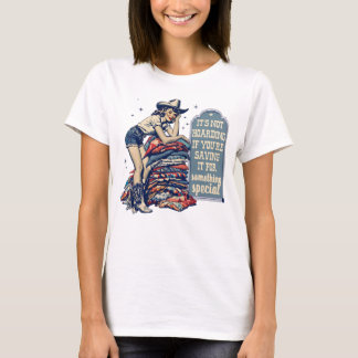 Western cowgirl pinup girl quilter quilting sewing T-Shirt