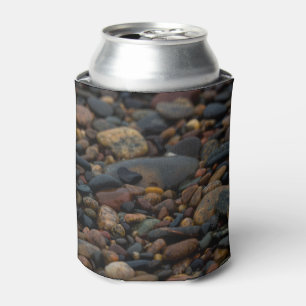 Wet Pebbles Can Cooler