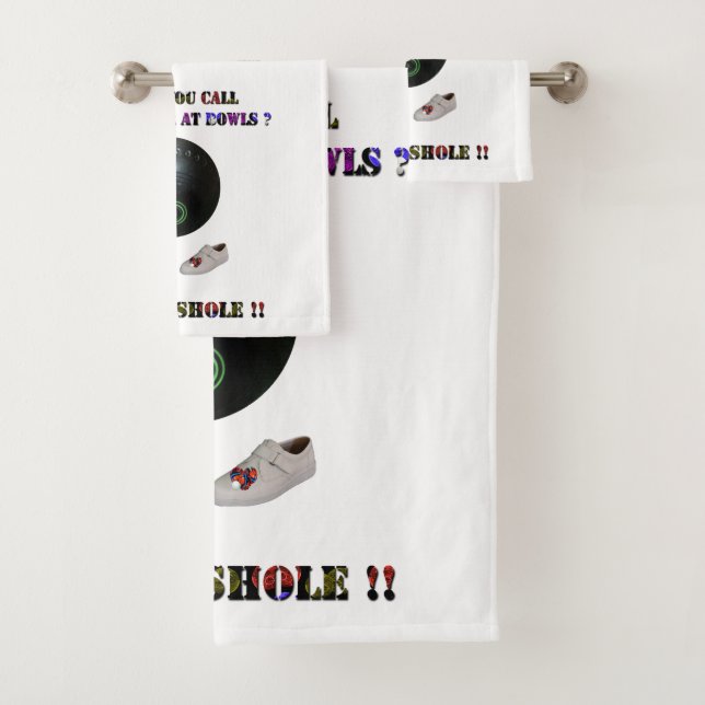 What Do You Call A Cheater At Lawn Bowls, Funny  Bath Towel Set (Insitu)