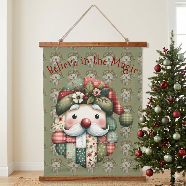 Whimsical Patchwork Santa Folk Christmas Hanging Tapestry (Whimsical Patchwork Santa Folk Christmas Hanging Tapestry)
