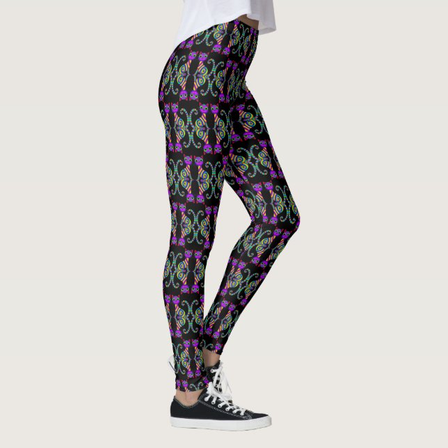 Whimsical Playful Striking Cat Pattern Leggings (Right)