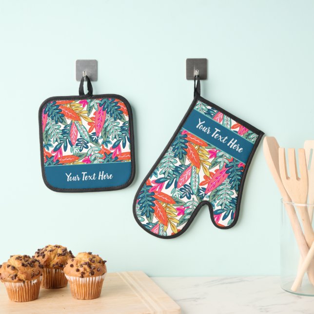 Whimsical Tropical Floral Leaf Print Oven Mitt & Pot Holder Set (Insitu(Hanging))