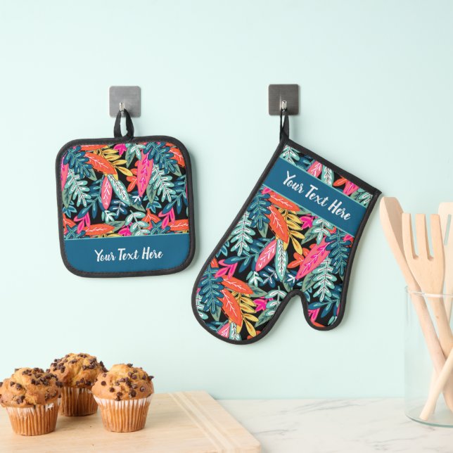Whimsical Tropical Floral Leaf Print Oven Mitt & Pot Holder Set (Insitu(Hanging))