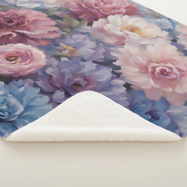 Whispy wildflower design sherpa blanket (3/4)
