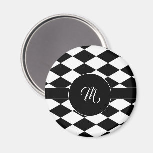 White and black diamond pattern magnet