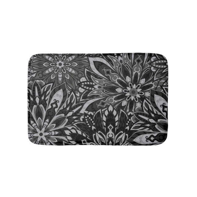 White and black mandala pattern bath mat (Front)