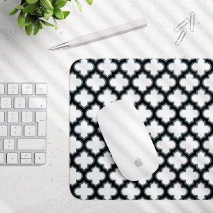 White and Black Trellis, Lattice, Quatrefoil Mouse Mat