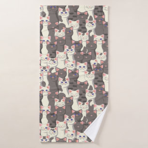 White and grey cats pattern bath towel