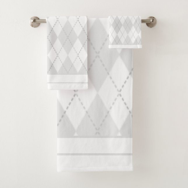 White Argyle Bath Towel Set (Insitu)