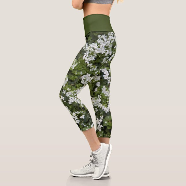 White Bittercess Flowers and Green Foliage Floral Capri Leggings (Left)