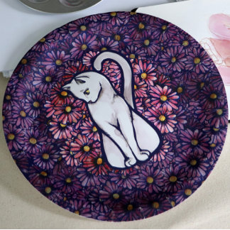 White Cat Mauve Daisies Paper Plate