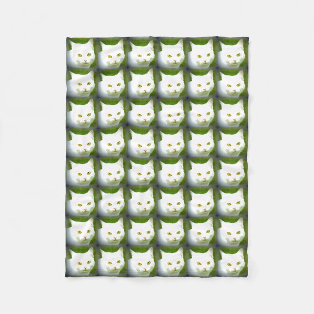white cats Thunder_Cove Fleece Blanket (Front)