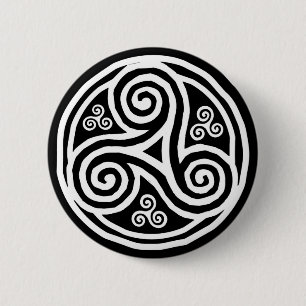 White celtic triskels on black 6 cm round badge