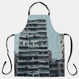 WHITE CONCRETE BUILDING APRON