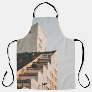 WHITE CONCRETE BUILDING APRON