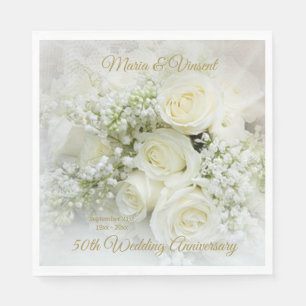White cream roses, baby's breath flowers napkin