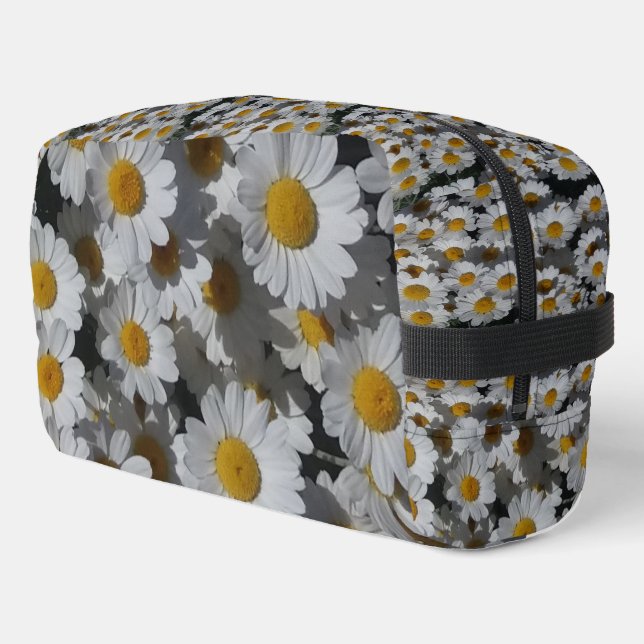 White Daisies Dopp Kit (Left Corner)