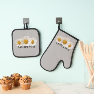 White Daisies Family Name Grey Floral Oven Mitt & Pot Holder Set