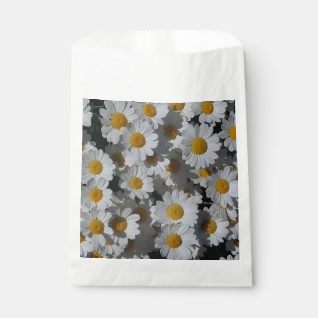 White Daisies Favour Bags (Front)