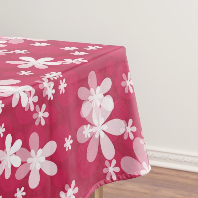 White daisies tablecloth (In Situ)