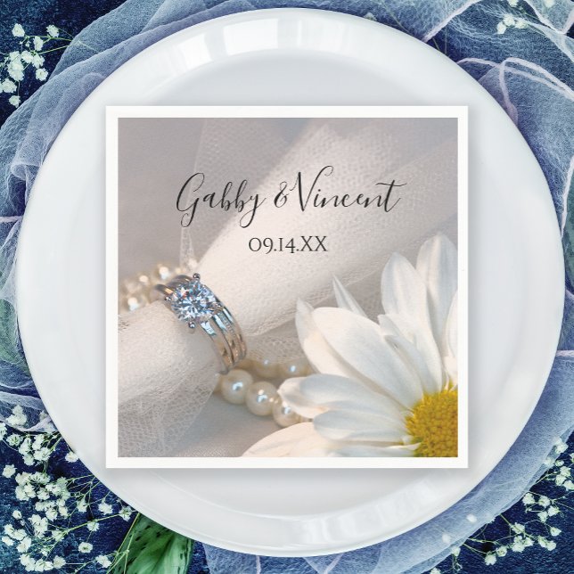 White Daisy Elegance Wedding Napkin (Creator Uploaded)