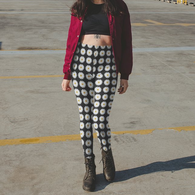 White Daisy on Black Floral Pattern Leggings (In Situ)