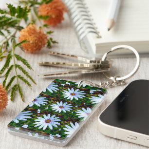 White Daisy Pattern Key Ring