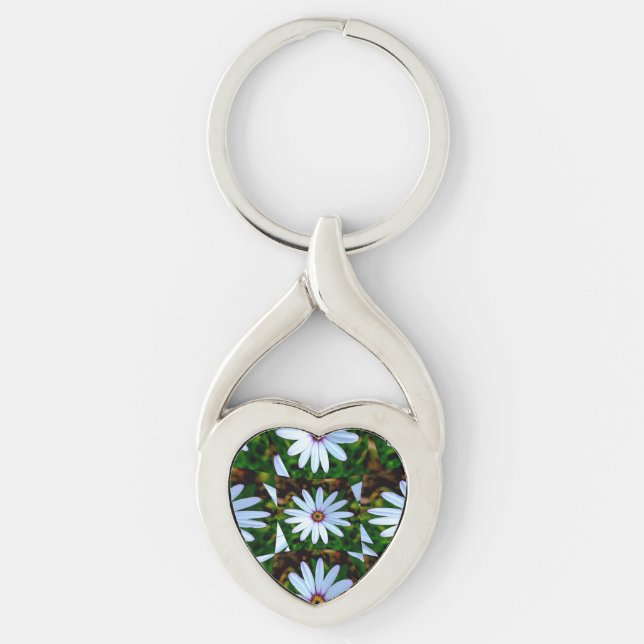 White Daisy Pattern Key Ring (Front)
