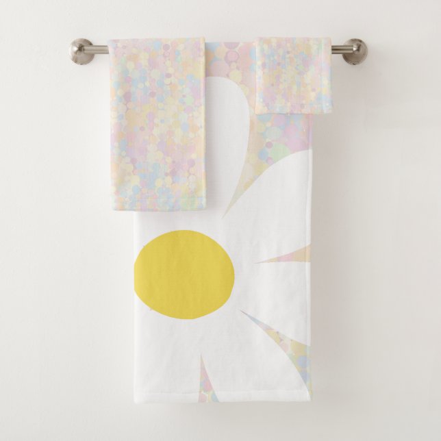 White Daisy with pastel dots  Bath Towel Set (Insitu)