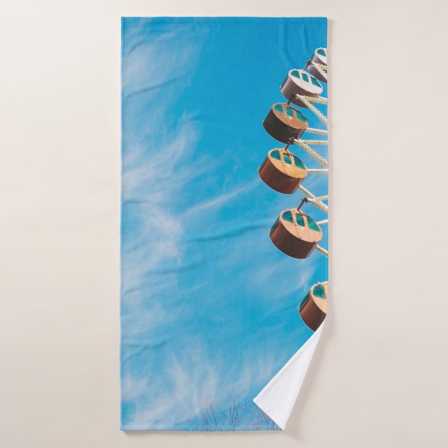 White Ferris wheel under clear sky in the morning Bath Towel (Bath Towel)