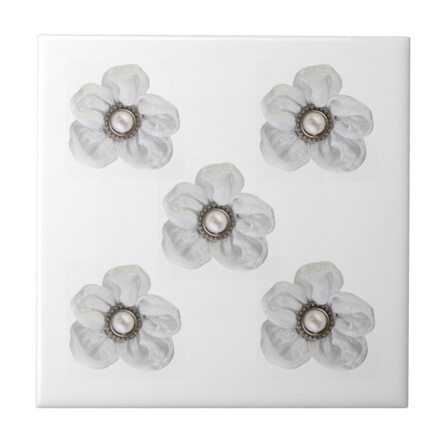 White flower tile (Front)