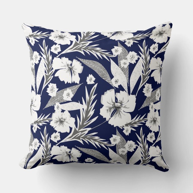 White flowers cushion (Front)